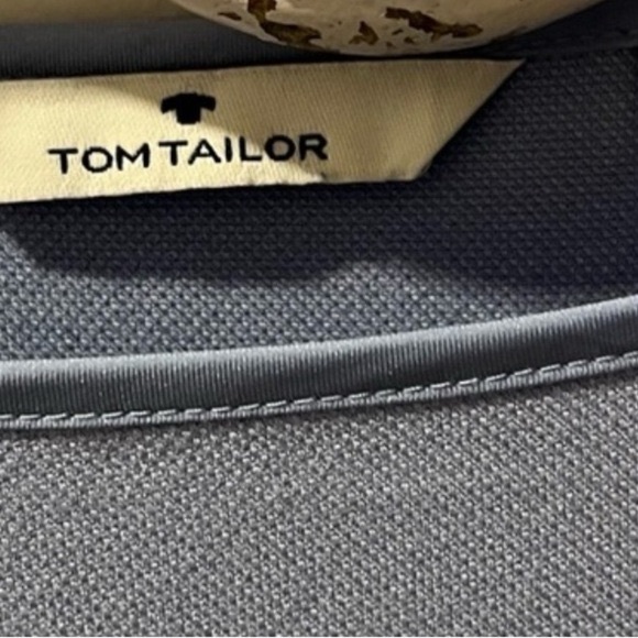 Tom Tailor blue. 3/4 sleeve  sweater size L - Picture 3 of 3